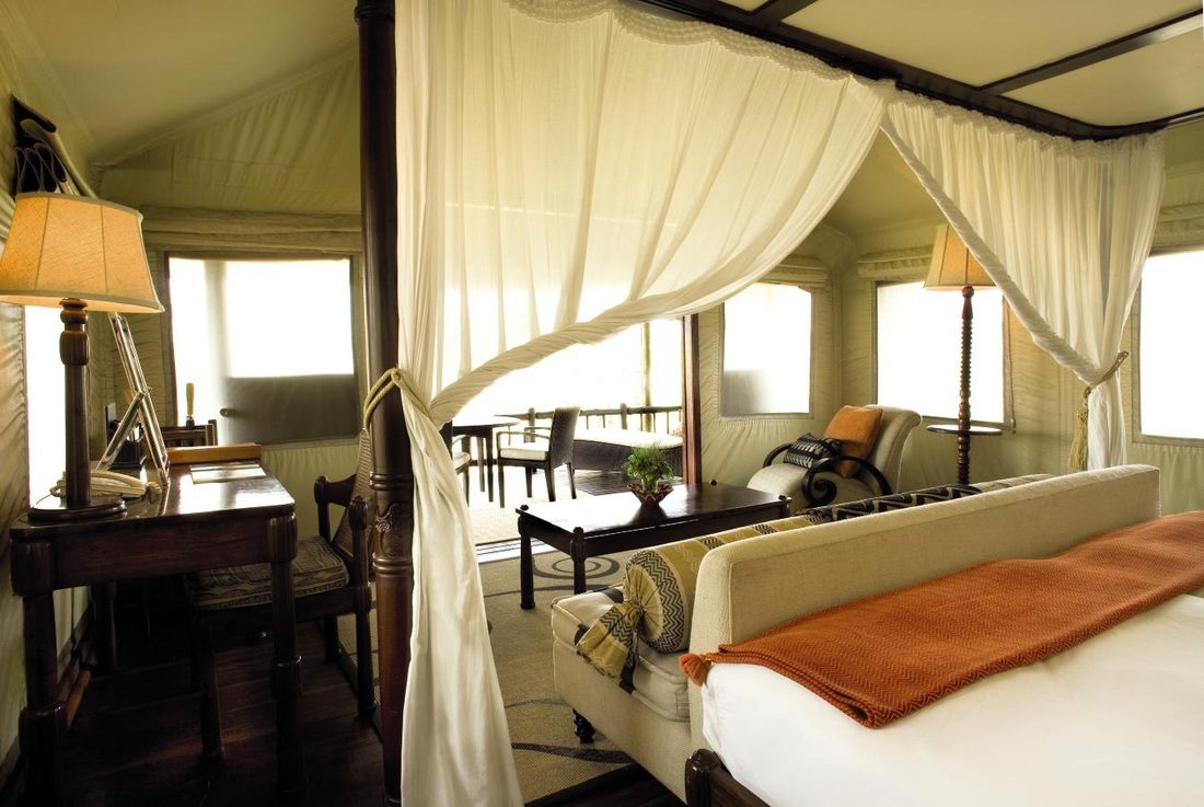 khwai river lodge bedroom